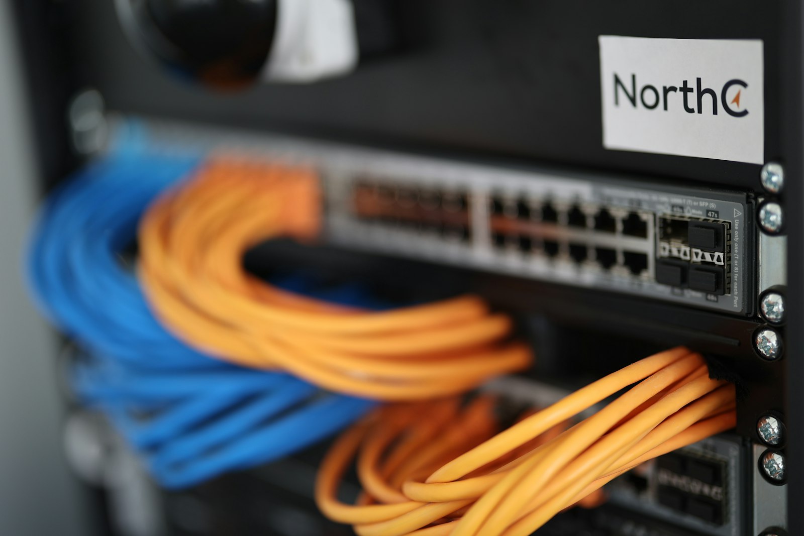 MikroTik Switches: CSS610 vs. CRS326 for Growing ISP and Office Networks